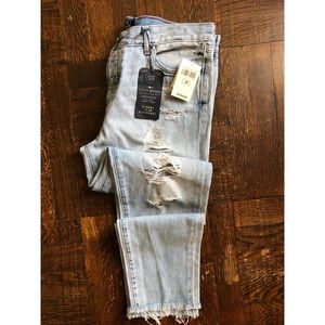 NWT Lucky Sienna Slim Distressed Boyfriend Jeans